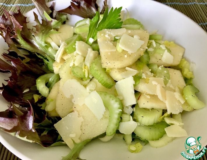 Рецепт: Салат из черешкового сельдерея с яблоком