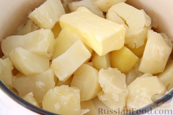 Фото приготовления рецепта: Кальмары, фаршированные картофельным пюре - шаг №5
