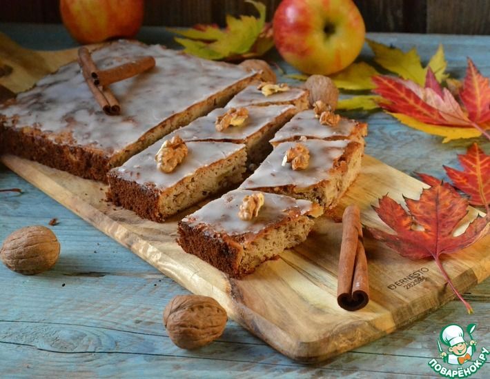 Рецепт: Пирог с яблоками и орехами