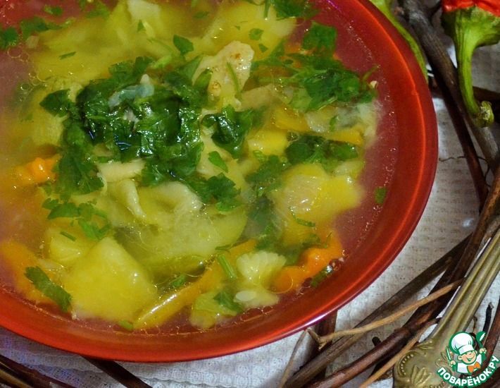 Рецепт: Овощной суп с курицей и макаронами
