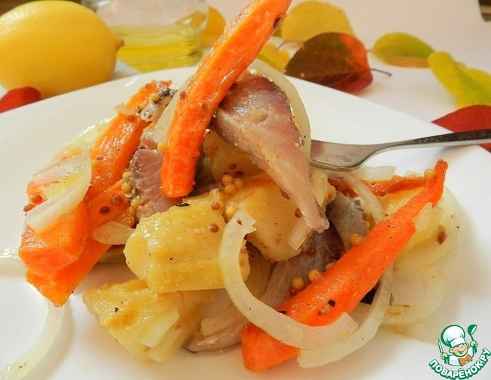 Рецепт: Салат из сельди с пряной морковью