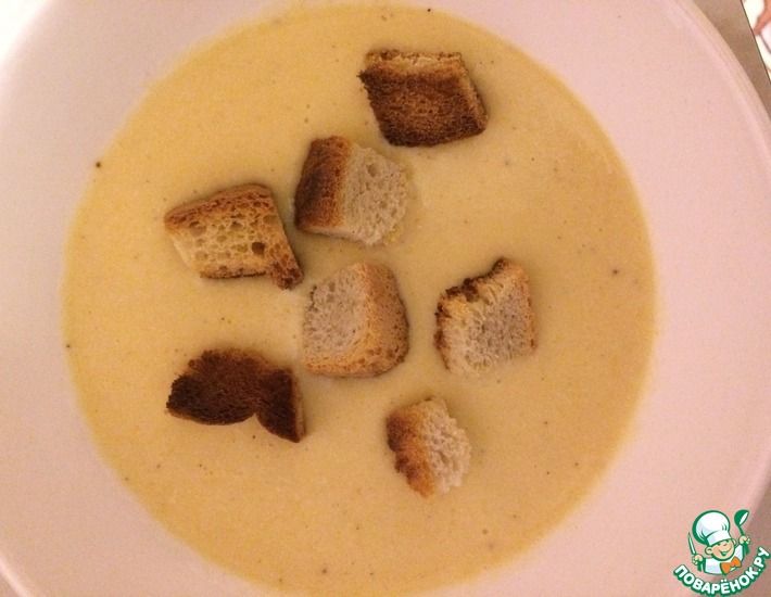 Рецепт: Нежный сливочно-сырный суп-пюре с курочкой
