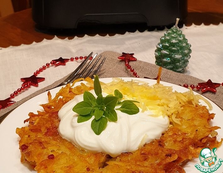 Рецепт: Драники картофельные с грудинкой Новогодний сюрприз
