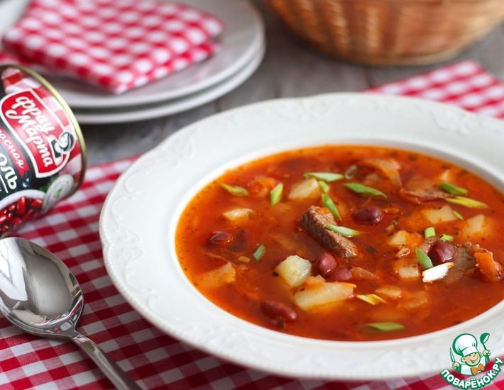 Рецепт: Острый томатный суп с фасолью