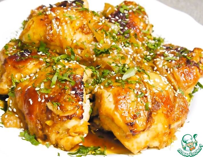 Рецепт: Курица в медово-соевом маринаде с луком
