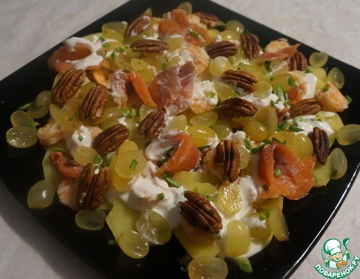 Рецепт: Салат с морепродуктами на праздничный стол