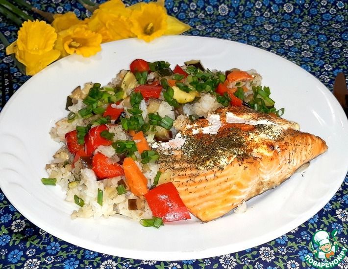 Рецепт: Запечённый лосось с рисом и овощами