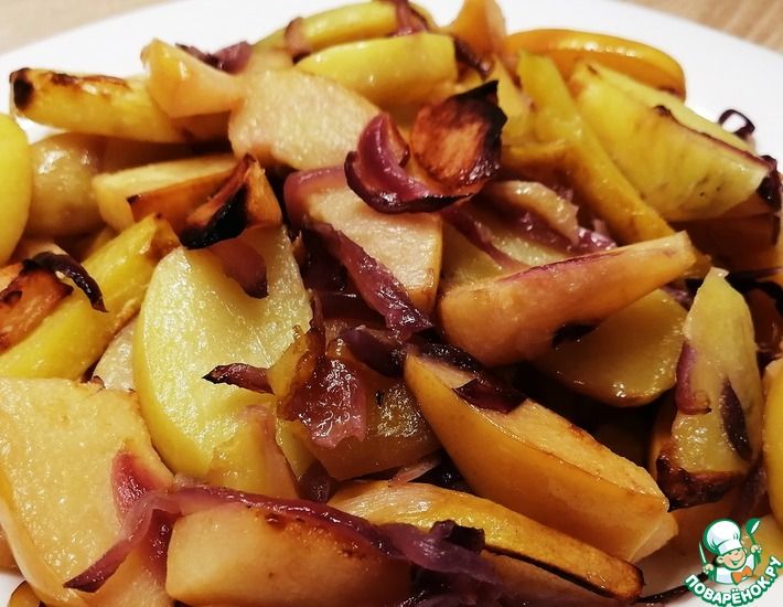 Рецепт: Картофель с айвой в духовке