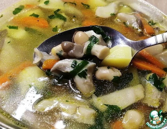 Рецепт: Суп с вешенками и белой фасолью