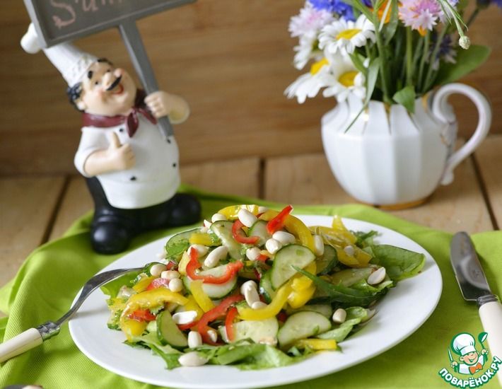 Рецепт: Летний овощной салат с арахисом