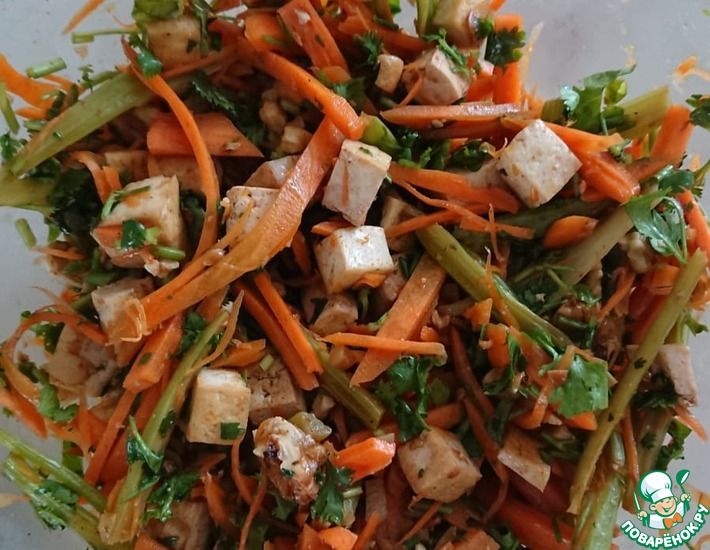 Рецепт: Салат из моркови с тофу