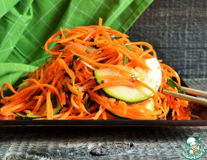 Рецепт: Морковь с кабачками по-корейски