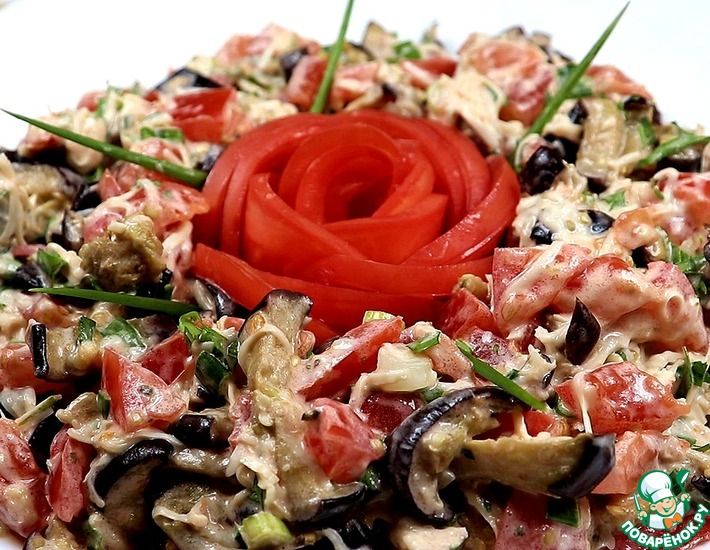 Рецепт: Салат с печеными баклажанами и пармезаном