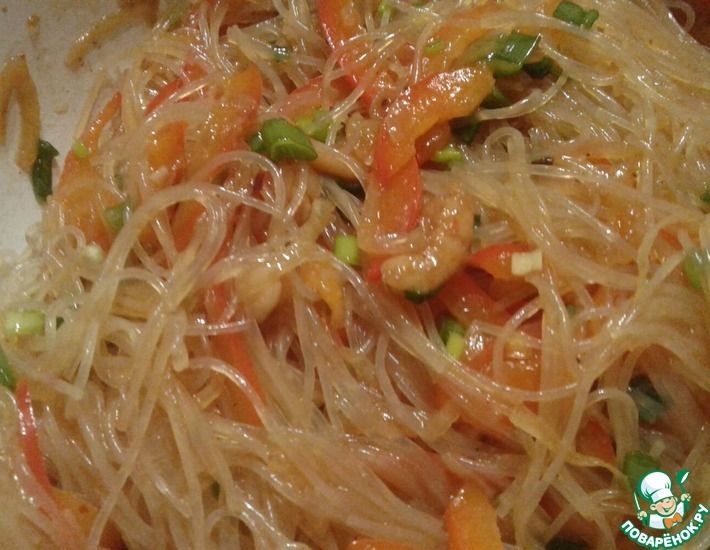 Рецепт: Фунчоза с креветками в соусе Pad Thai