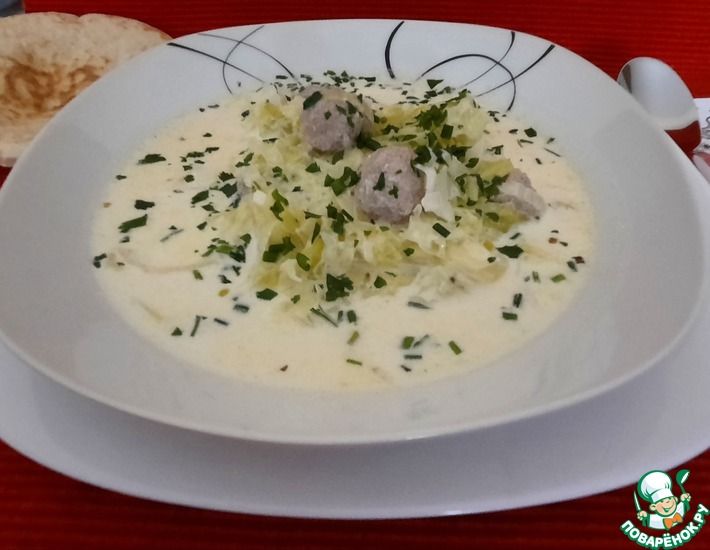 Рецепт: Капустный сливочный суп с фрикадельками