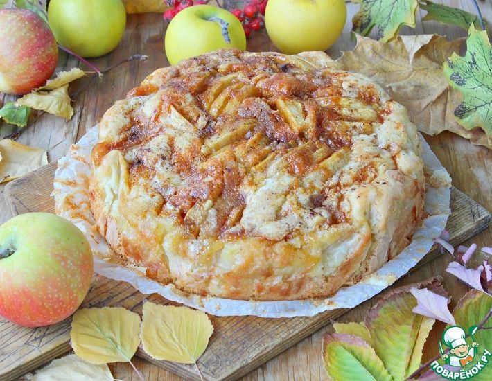 Рецепт: Яблочный пирог Карамельная гармошка
