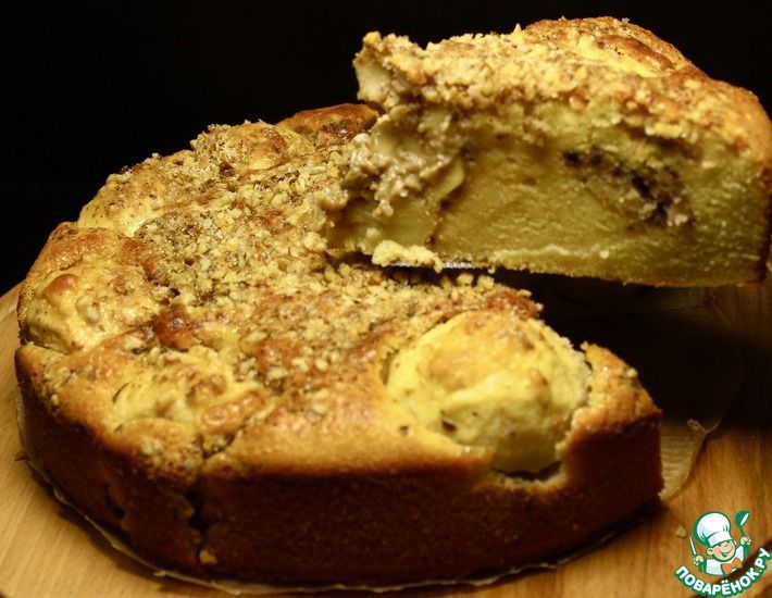 Рецепт: Яблочный пирог с орехово-карамельной начинкой По-новому
