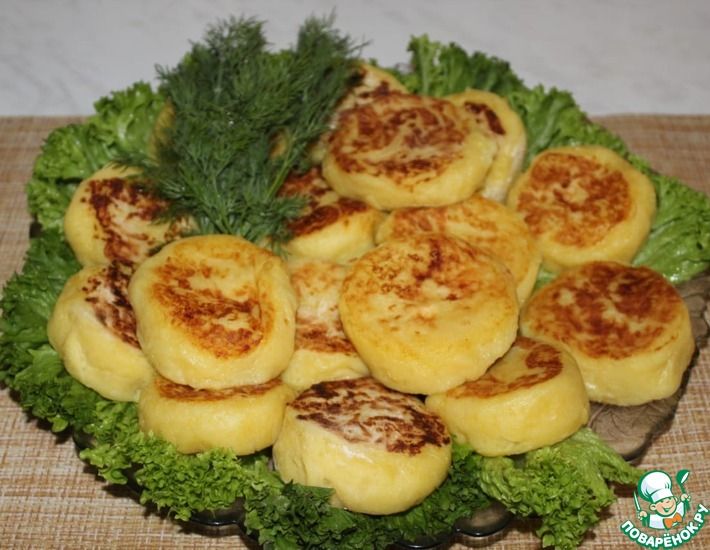 Рецепт: Картофельные пирожки с сыром