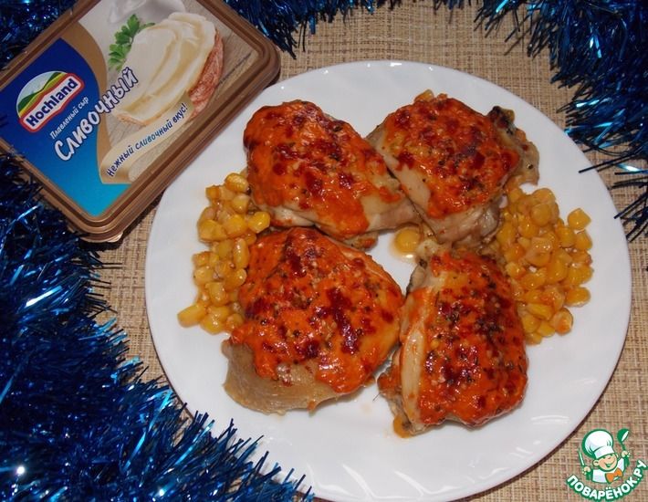Рецепт: Куриные бедра в соусе из сыра