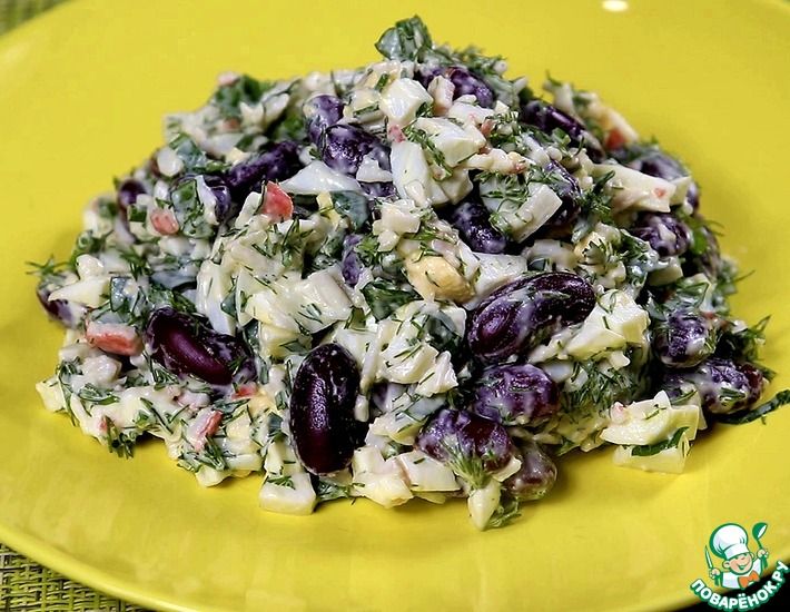 Рецепт: Салат с крабовыми палочками и красной фасолью