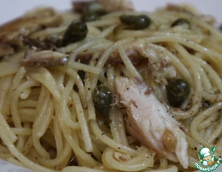 Рецепт: Спагетти со скумбрией