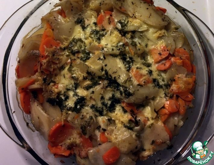 Рецепт: Запеканка: много моркови и немного картофеля, сыра и яиц