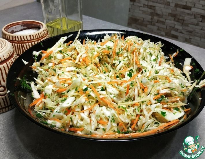 Рецепт: Салат из свежей капусты с репой