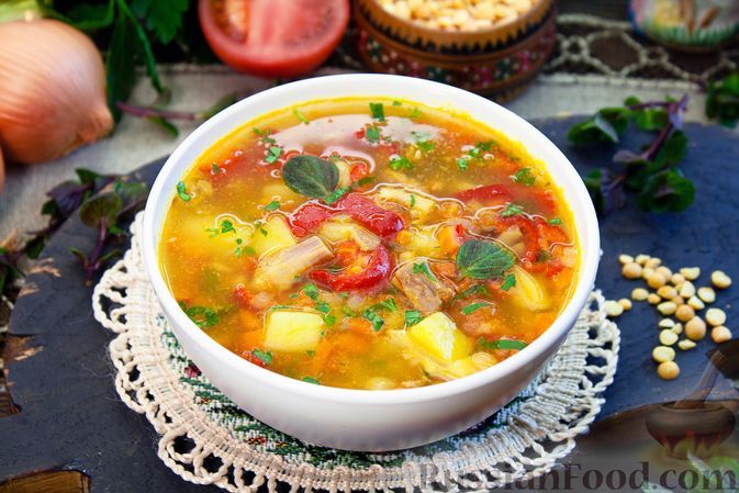 Фото к рецепту: Гороховый суп с курицей и овощами