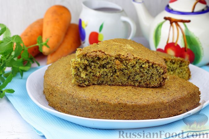Фото к рецепту: Пряный морковно-ореховый пирог с цедрой