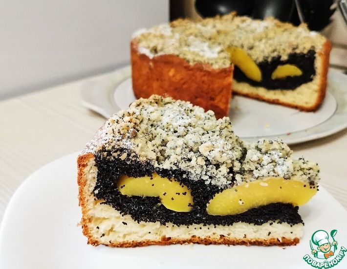 Рецепт: Творожный пирог с персиками и маком