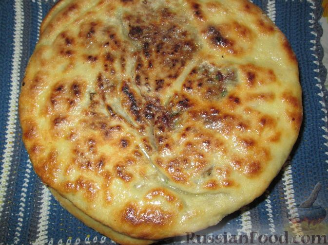 Фото к рецепту: Пироги "а-ля осетинские" с тыквой