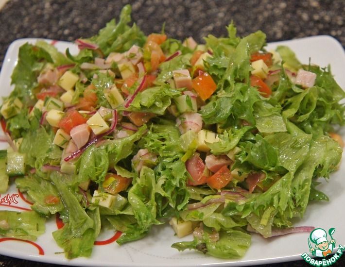 Рецепт: Салат из овощей с карбонатом и сыром
