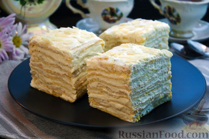 Фото к рецепту: Заварной торт с масляно-сметанным кремом