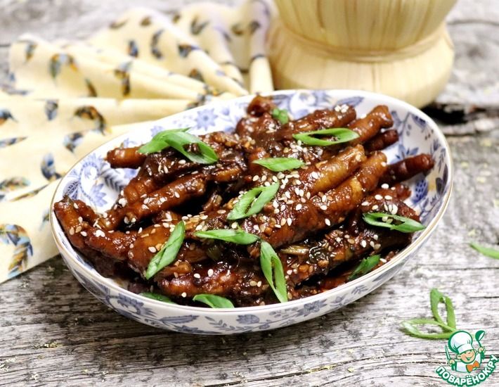 Рецепт: Такпаль-острые куриные лапки по-корейски