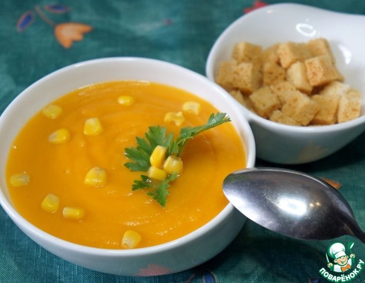 Рецепт: Суп-пюре из тыквы с помидорами и кукурузой