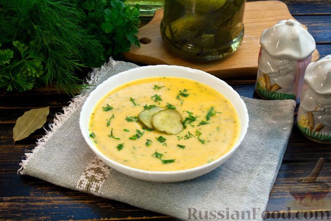 Фото к рецепту: Крем-суп из маринованных огурцов